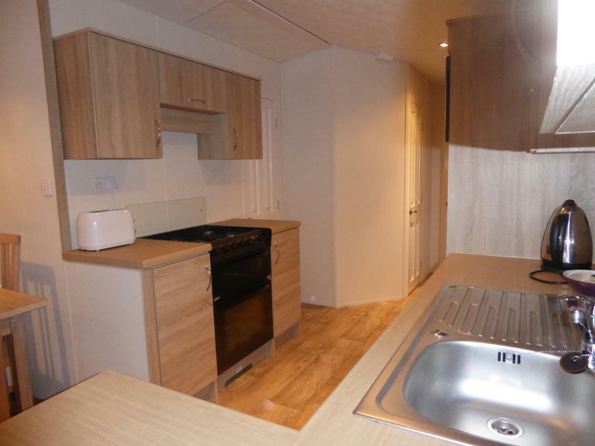 Lewis Lodge Perth Luaran gambar